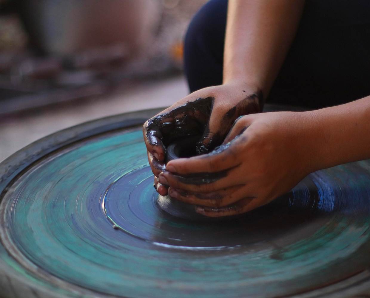 Les Éclaireurs du Voyage - Journal - Blog - Article 25 - Thaïlande - cours de poterie by satchuset Raungdessuwon on Pixabay