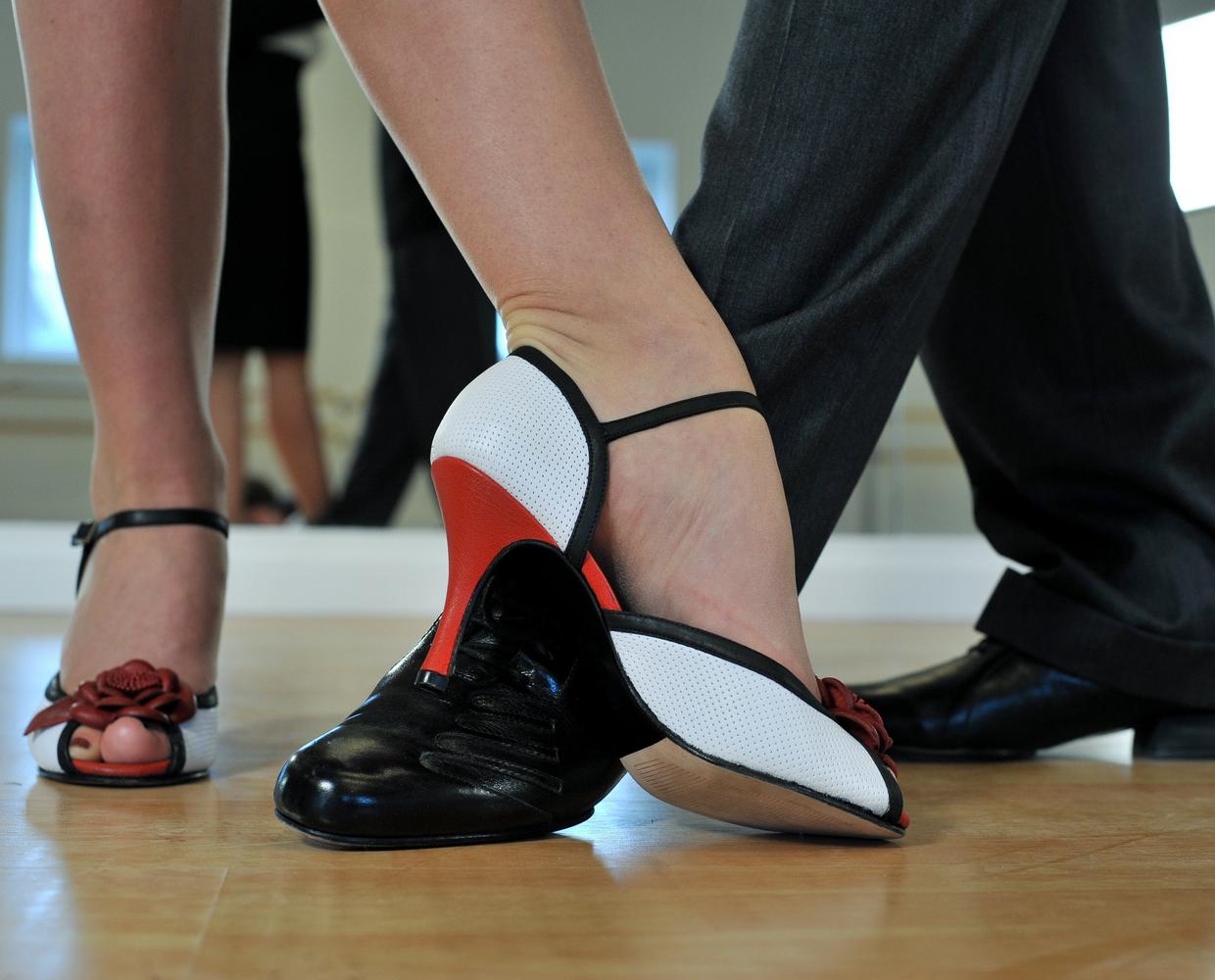 Les Éclaireurs du Voyage - Destination - Argentine - Itinéraire 1 - Image itinéraire - tango Buenos Aires by Bernard-Verougstraete on Pixabay